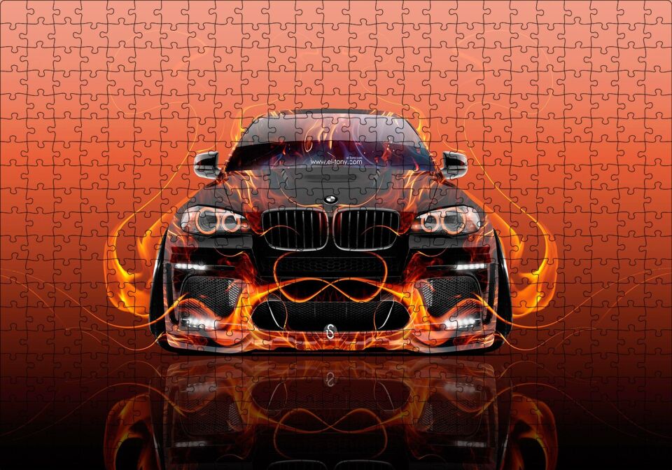 BMW X6 ve Kırmızı Alevler Puzzle Yapboz MDF Ahşap 500 Parça 49 cm X 68 cm