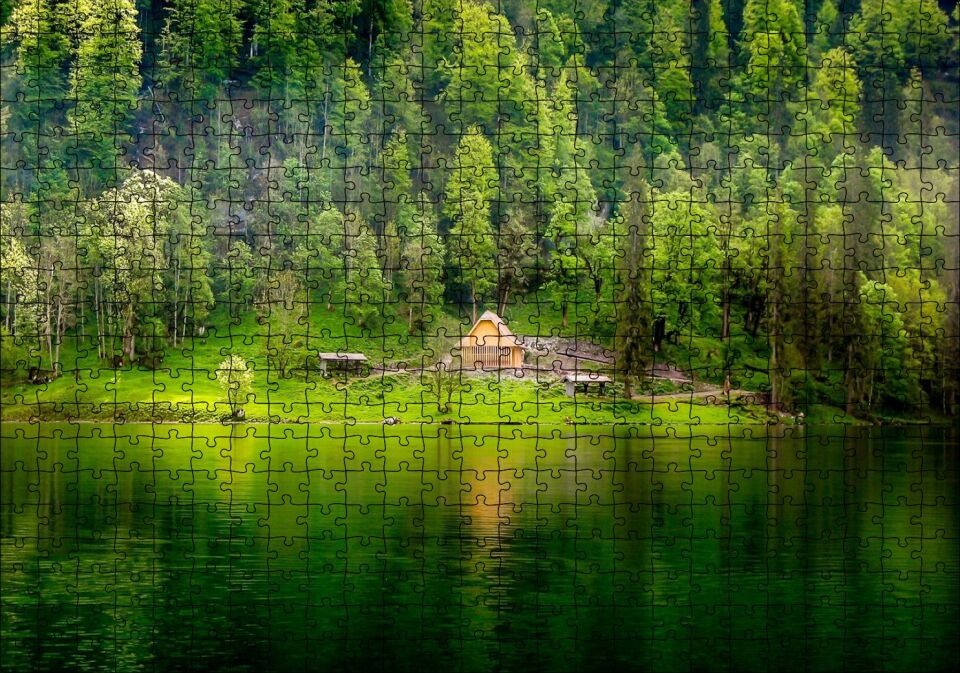Dağ Gölü Sık Orman ve Şirin Kulübe Puzzle Yapboz MDF Ahşap 500 Parça 49 cm X 68 cm