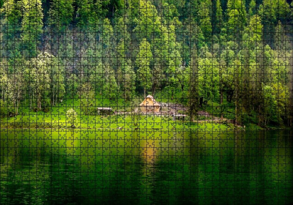 Dağ Gölü Sık Orman ve Şirin Kulübe Puzzle Yapboz MDF Ahşap 1000 Parça 49 cm X 68 cm