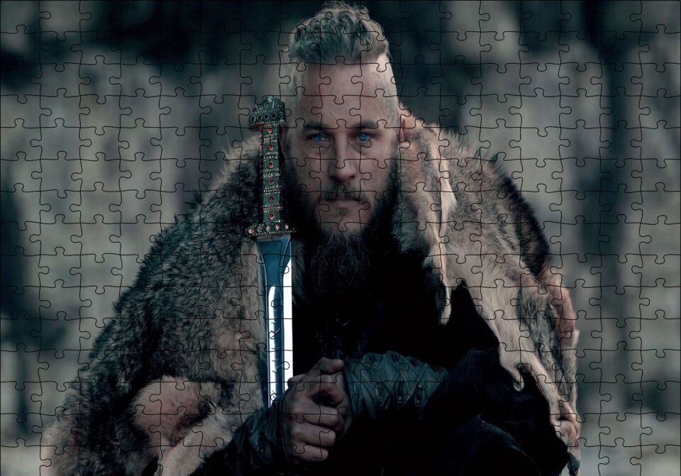 Viking Travis Fimmel Puzzle Yapboz MDF Ahşap 255 Parça 34 cm X 49 cm
