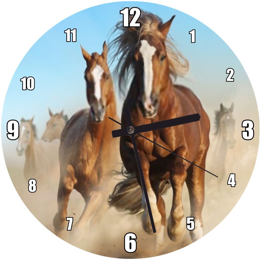Tozlu Zeminde Koşan Kahve Rengi Atlar  Mdf Ahşap Duvar Saati