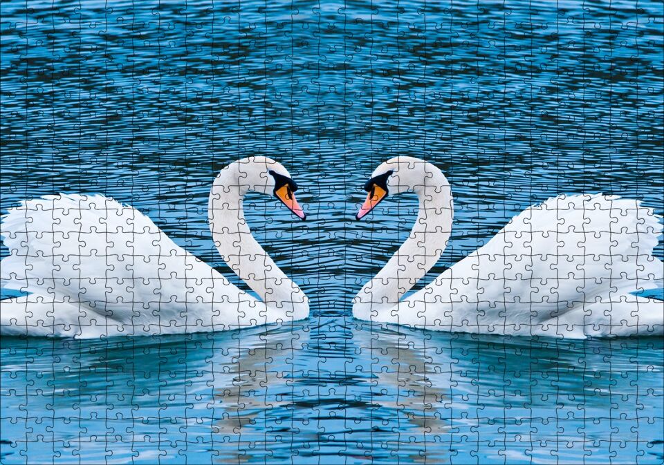 İki Beyaz Kuğu Kalp Şekli Puzzle Yapboz MDF Ahşap 500 Parça 49 cm X 68 cm