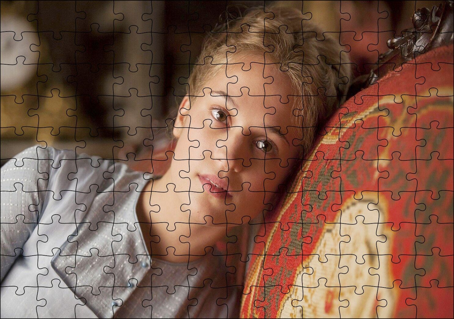 Anna Karenina Koltuktaki Kız Puzzle Yapboz MDF Ahşap