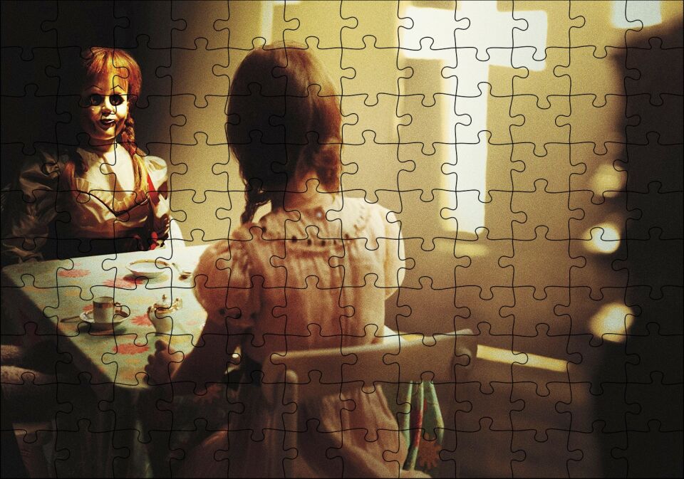 Annabelle 2 Korku Karakteri Puzzle Yapboz MDF Ahşap