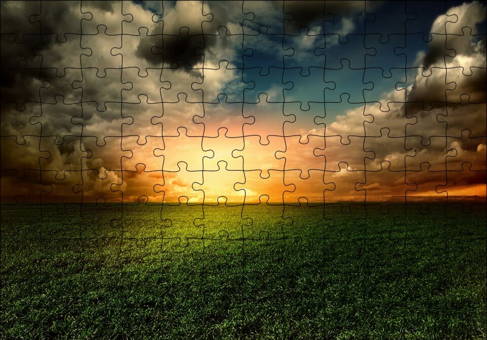 Yeşil Çimenler Altın Gökyüzü ve Gri Bulutlar Puzzle Yapboz MDF Ahşap