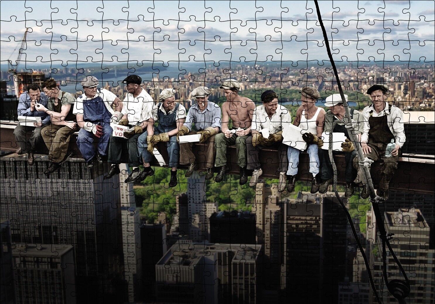 Göktelende Öğle Yemeği Puzzle Yapboz MDF Ahşap 255 Parça 34 cm X 49 cm
