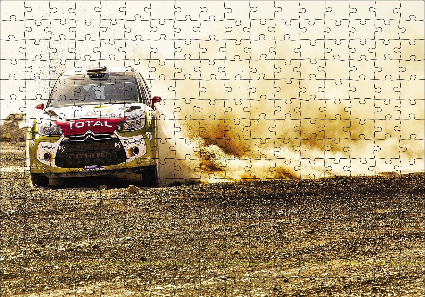 Yarış Arabası Puzzle Yapboz MDF Ahşap 255 Parça 34 cm X 49 cm