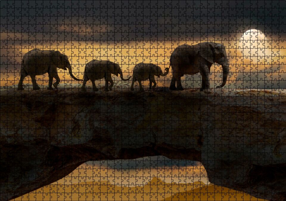 Dolunayda Yürüyen Fil Ailesi ve Bulutlar Puzzle Yapboz MDF Ahşap 1000 Parça 49 cm X 68 cm