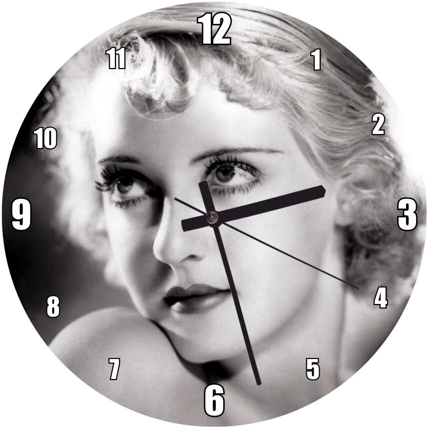 Bette Davis Hollywood Aktris Mdf Ahşap Duvar Saati 50 cm Çap