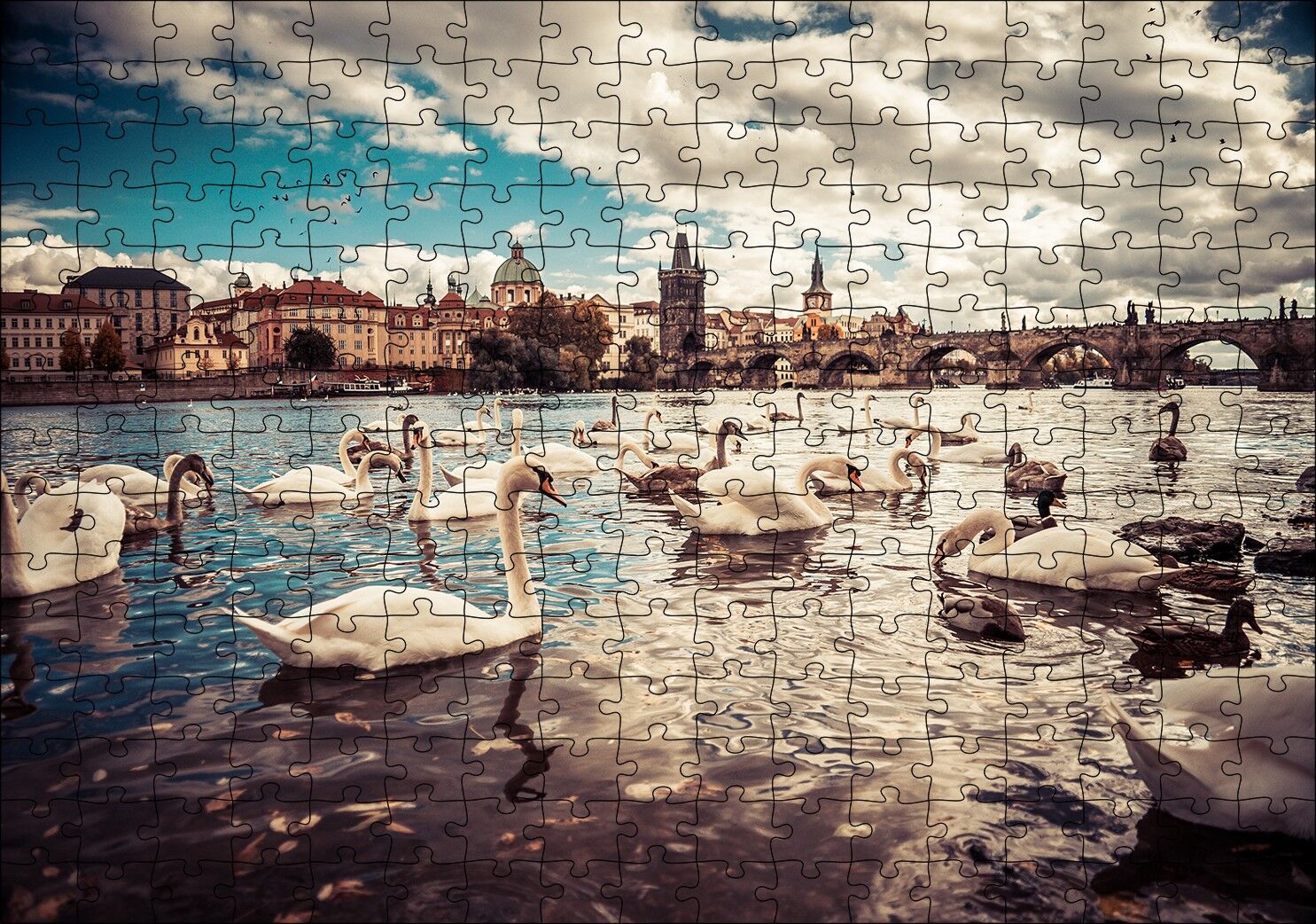 Prag Charles Köprüsü ve Kuğular Puzzle Yapboz MDF Ahşap 255 Parça 34 cm X 49 cm