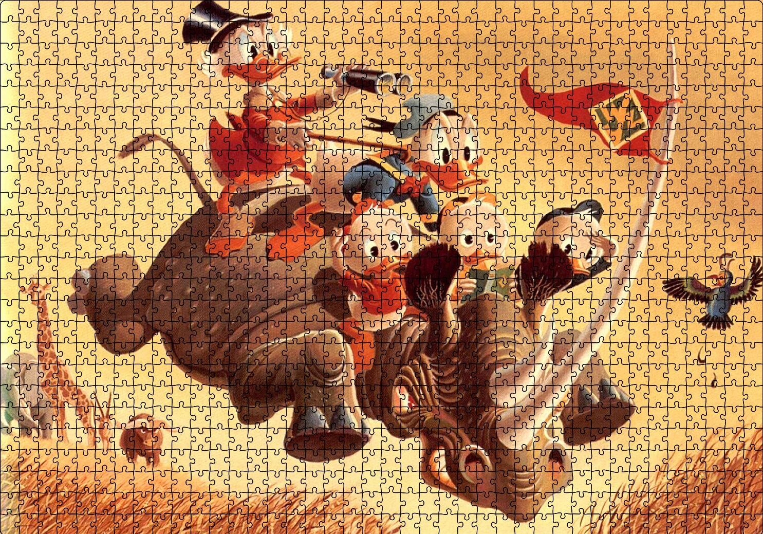 Donald Duck ve Torunları Gergedan Üzerinde Puzzle Yapboz MDF Ahşap 1000 Parça 49 cm X 68 cm