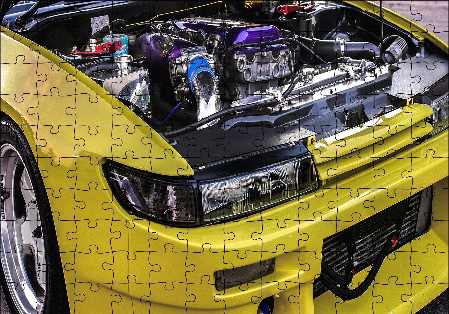 Sarı Spor Araba Far ve Motor Detayı Puzzle Yapboz MDF Ahşap