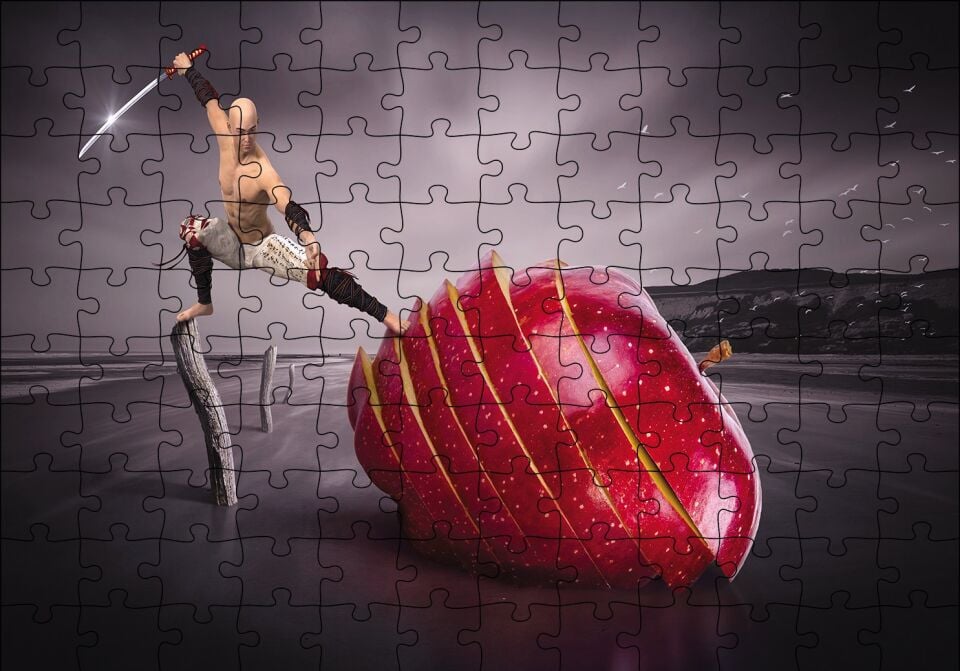 Samuray Dilimlenmiş Kırmızı Elma Fantezi Puzzle Yapboz MDF Ahşap
