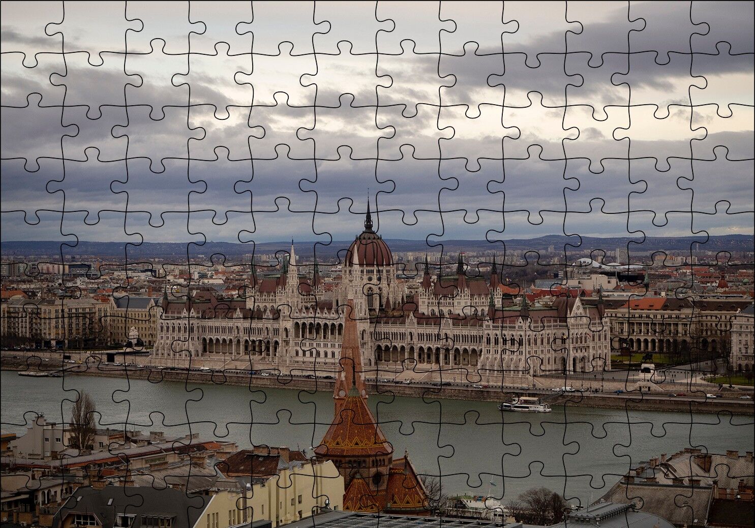Şehri Bölen Nehir ve Tarihi Binalar Puzzle Yapboz MDF Ahşap