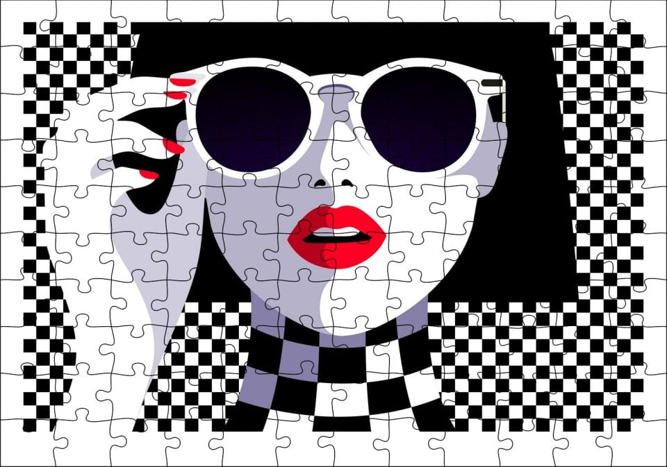 Gözlüklü Kadın Damalı Arka Plan Puzzle Yapboz MDF Ahşap