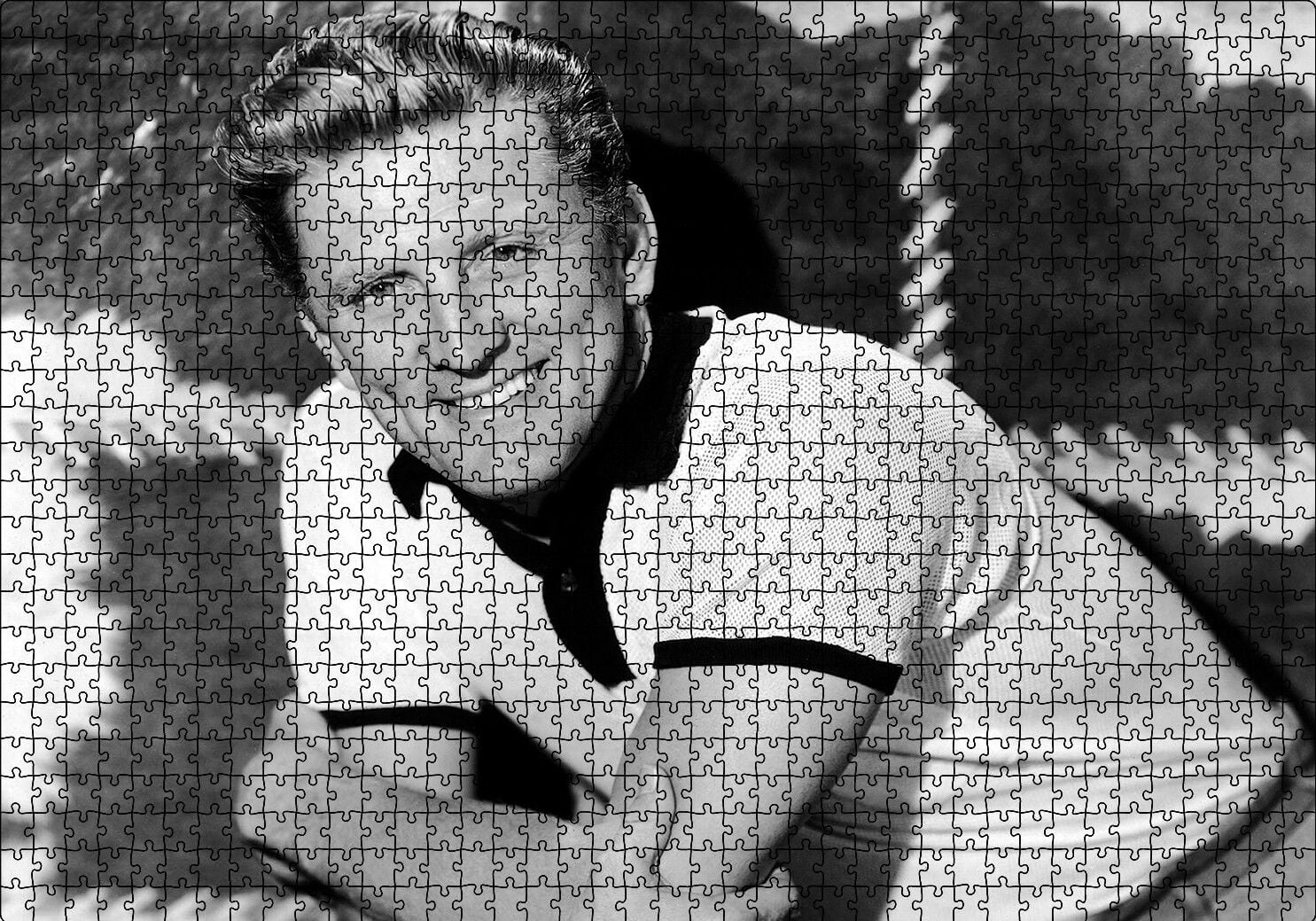 Kirk Douglas Puzzle Yapboz MDF Ahşap 1000 Parça 49 cm X 68 cm