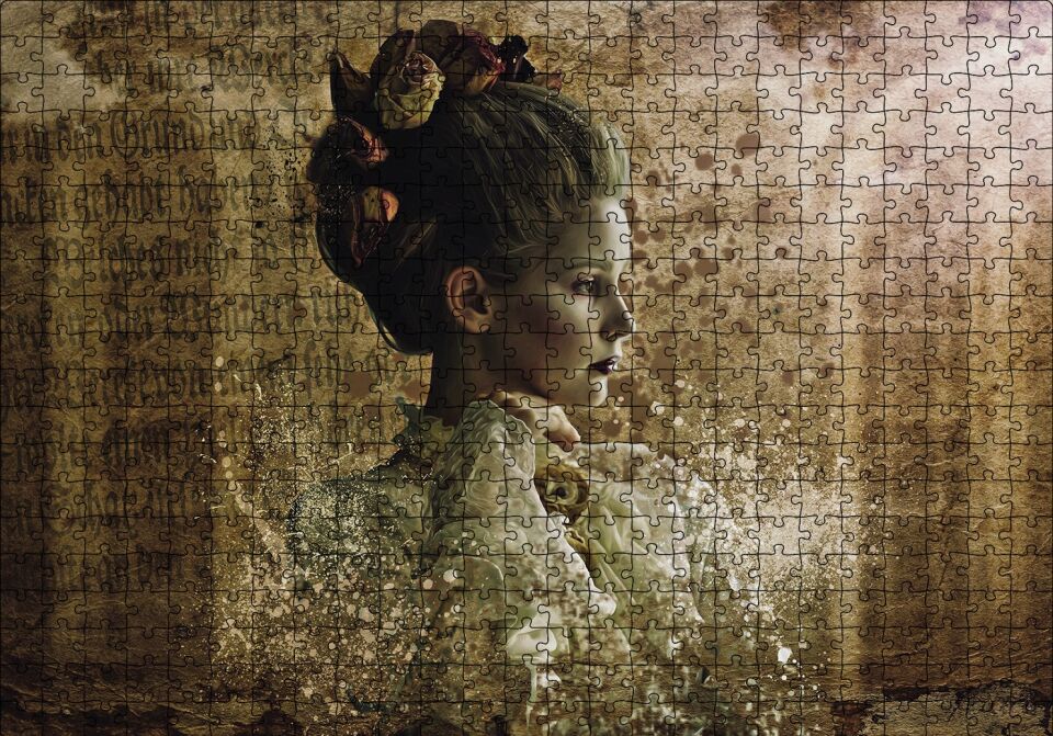 Güzel Genç Model Puzzle Yapboz MDF Ahşap 500 Parça 49 cm X 68 cm