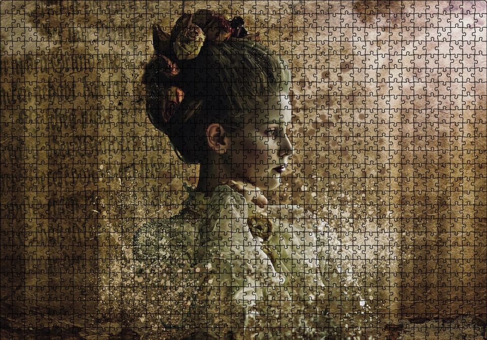 Güzel Genç Model Puzzle Yapboz MDF Ahşap 1000 Parça 49 cm X 68 cm