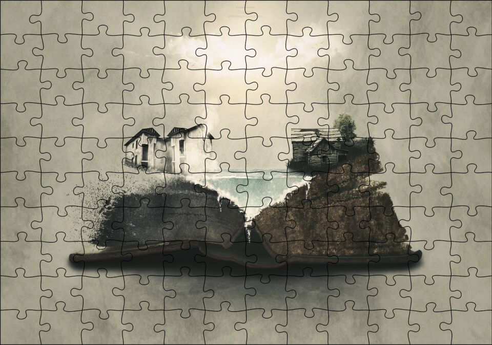 Fantastik Kitap Sayfaları Üstünde Eski Evler Puzzle Yapboz MDF Ahşap 120 Parça 24 cm X 34 cm