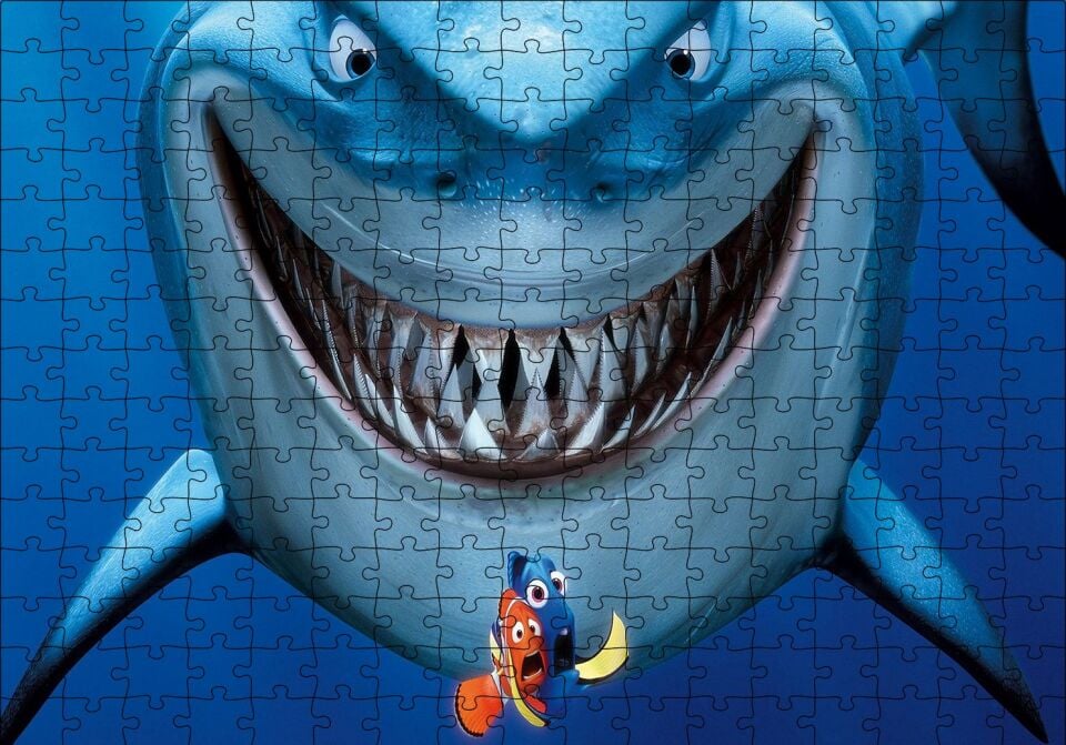 Kayıp Balık Nemo Köpek Balığı Puzzle Yapboz MDF Ahşap 255 Parça 34 cm X 49 cm