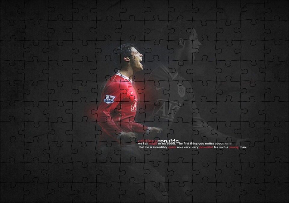 Cristiano Ronaldo Şeffaf Yansıma Arka Plan Puzzle Yapboz MDF Ahşap 120 Parça 24 cm X 34 cm