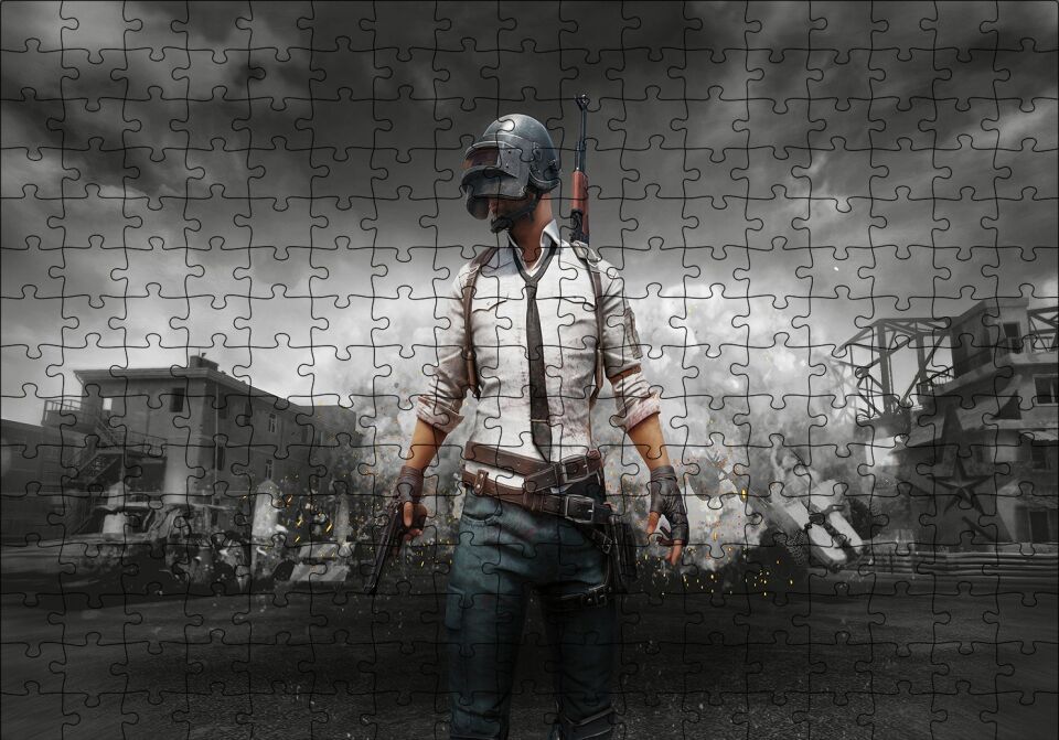 PUBG Oyuncu Cephede Puzzle Yapboz MDF Ahşap 255 Parça 34 cm X 49 cm