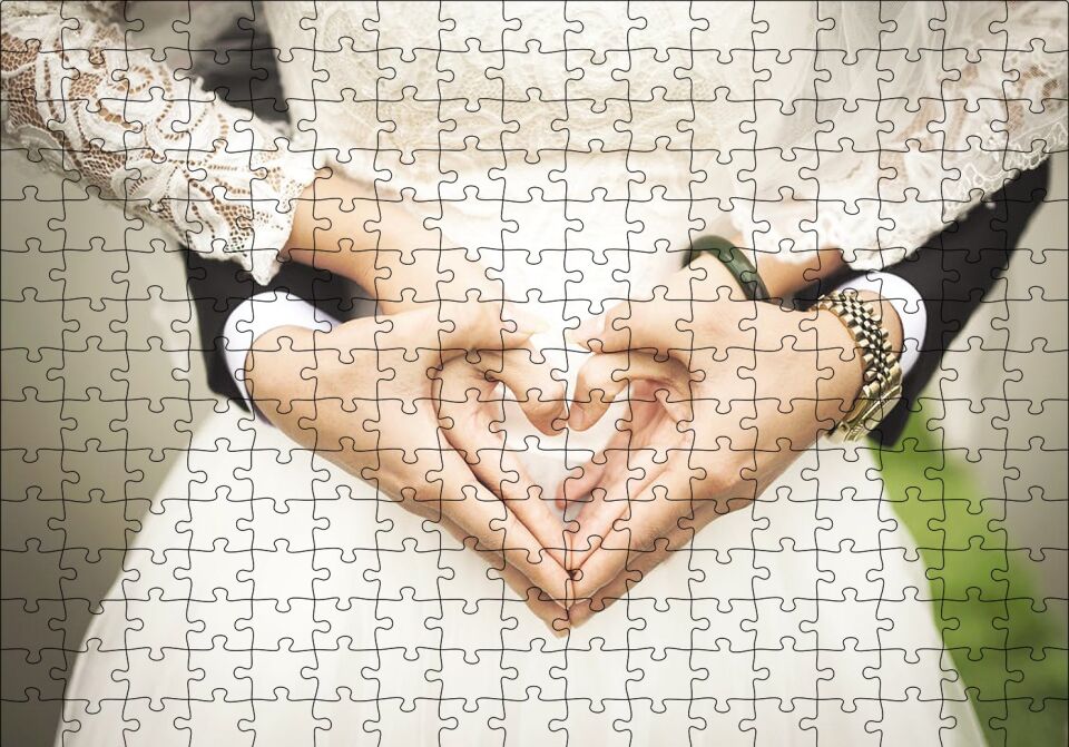 Damat Gelin Kalpli Eller Puzzle Yapboz MDF Ahşap 255 Parça 34 cm X 49 cm